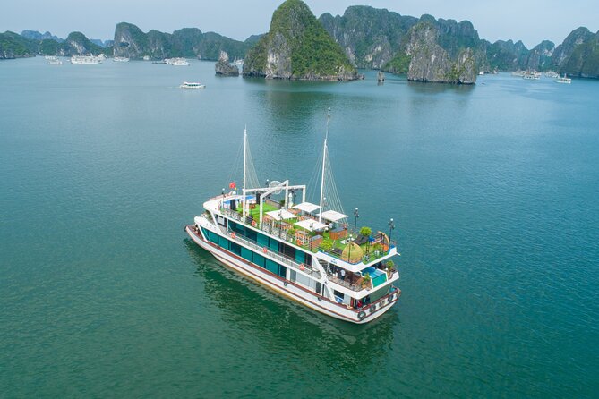 Sweetness Cruise Ha Long Bay: Caves, Kayaking, Swimming & Lunch - Lunch, sunset fruit, and the Jacuzzi