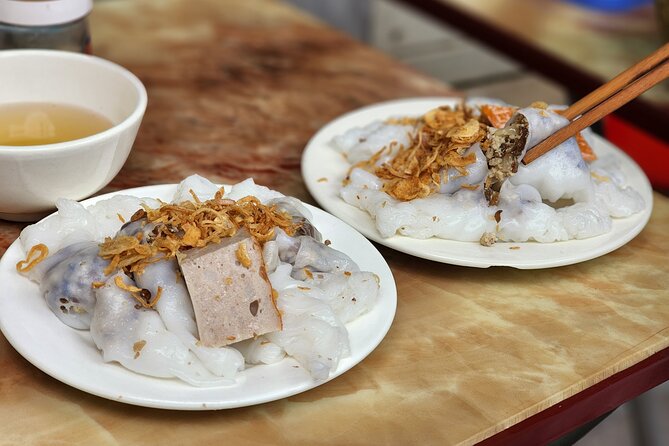 TASTE OF HANOI - walking street food adventure - Noodle soup on Hang Lược