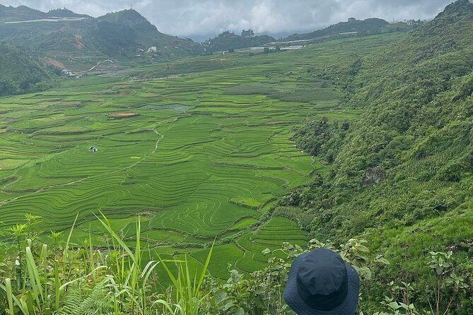 The best view and most authentic tour in Sapa (Non Touristy) - Suoi Thau and the Ta Phin Valley panorama