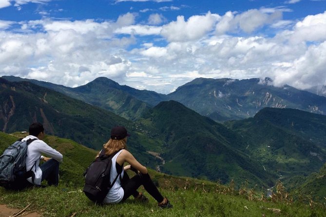 The best view and most authentic tour in Sapa (Non Touristy) - Rice terraces, cornfields, and the first long views