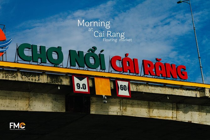 The hidden Fabulous Floating Market and Small Canal - The Noodle House at 7:15 a.m.