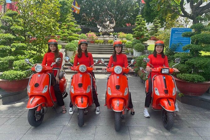 The insider's Hanoi + Train Street 4,5 Hours Female Ao Dai Riders - Food, drinks, and what is actually included