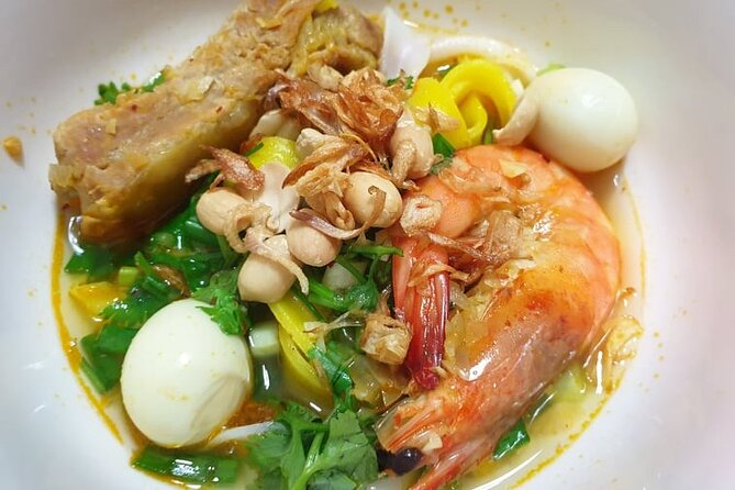 Top-rated Home Cooking Class with a River View AC Kitchen - Meeting Lua and choosing your menu