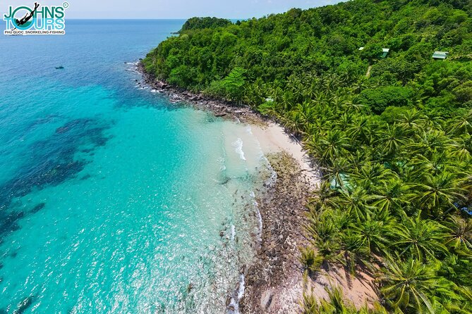 Trip 3 : 3 Islands by boat - The guide can shape the whole day