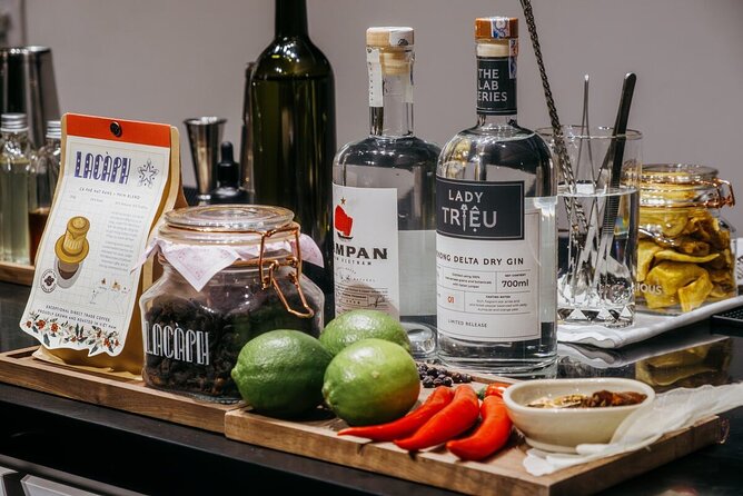Uniquely Vietnamese Cocktails Workshop in Hồ Chí Minh City - Arriving at 220 Nguyễn Công Trứ