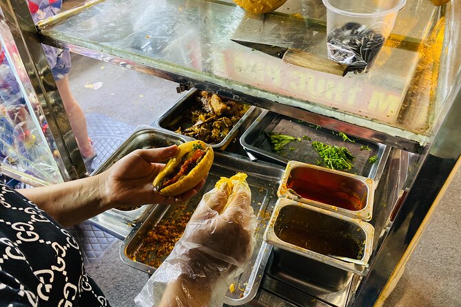 Vegan Street Food & Stories of Hanoi - Old Quarter lanes and local food counters