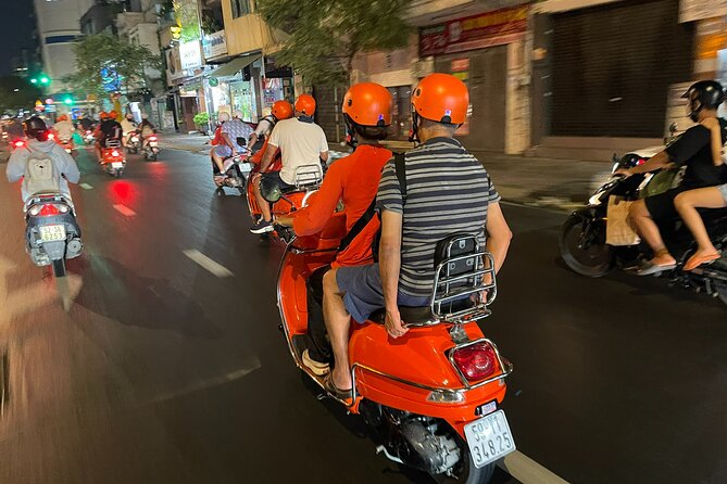 Vespa Female Ao Dai riders Night Street Food + See Train Street - Ngu Xa, Truc Bach, and Hanoi’s noodle specialties