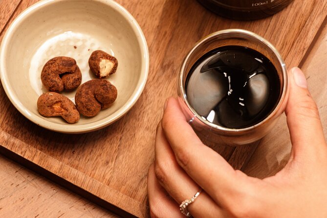 Vietnamese Coffee & Culture Exploration in Hồ Chí Minh City - Hearing the beans crack during the Phin Blend roast