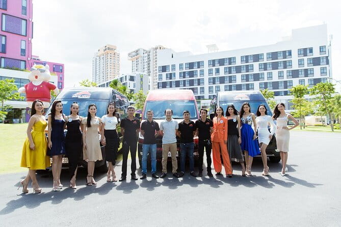 VIP Limousine: Hoi An to Hue Trip - The Hoi An to Hue route in one sitting