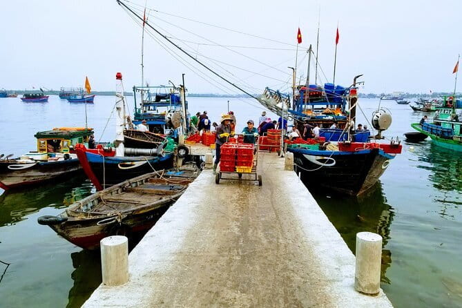VIP Limousine: Hoi An to Hue Trip - Punctuality is the main risk