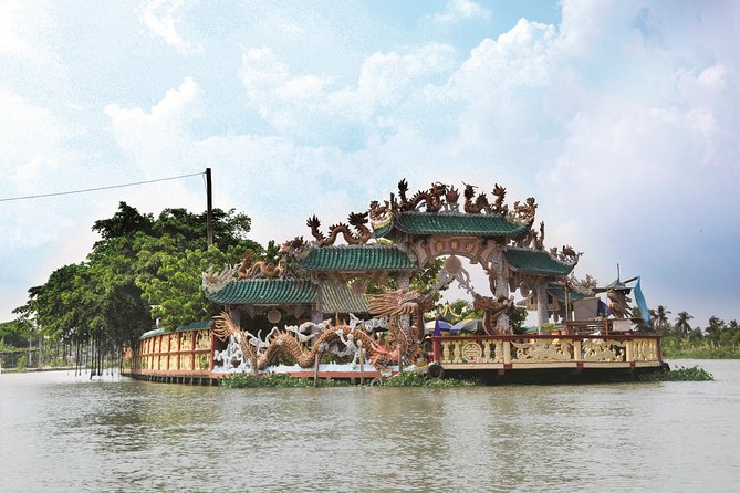 VIP Tour in Dragon Floating Temple sightseeing by SpeedBoat - Leaving Bach Dang pier for the Saigon River